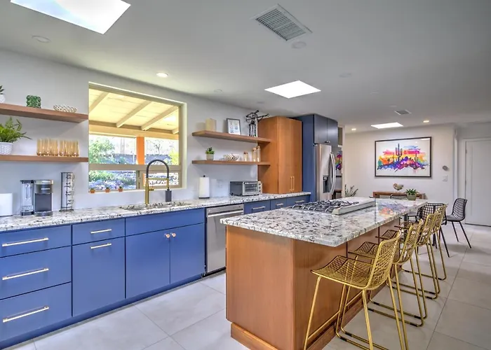 Charming Vacation Rental: 2 Mi To Downtown