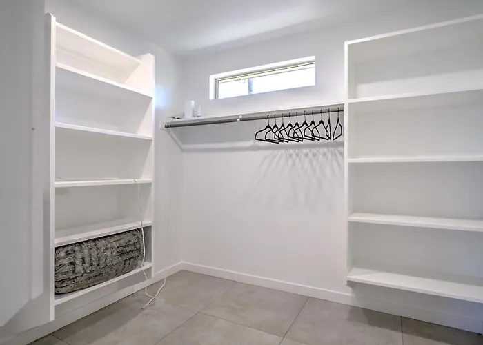 Charming Vacation Rental: 2 Mi To Downtown *