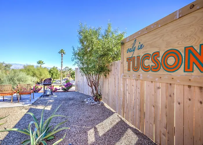 Charming Vacation Rental: 2 Mi To Downtown Tucson
