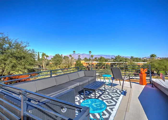 Charming Vacation Rental: 2 Mi To Downtown