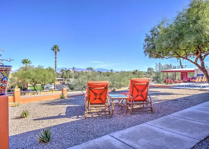 Charming Vacation Rental: 2 Mi To Downtown *